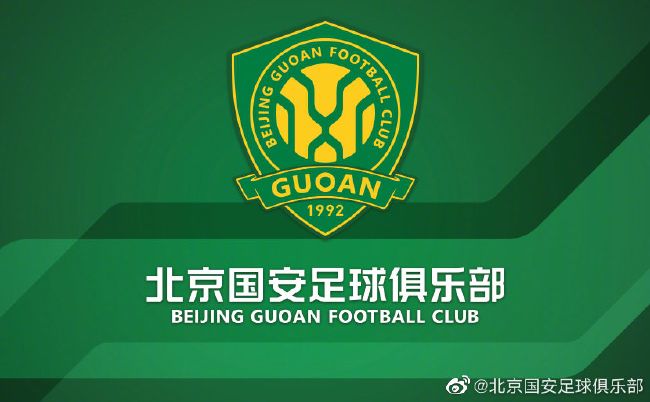 根据《最高人民法院、最高人民检察院关于办理贪污贿赂刑事案件适用法律若干问题的解释》，贪污或者受贿数额在三百万元以上的,应当认定为刑法第三百八十三条第一款规定的“数额特别巨大”,依法判处十年以上有期徒刑、无期徒刑或者死刑,并处罚金或者没收财产。